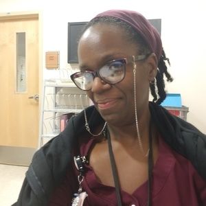 Meet your Posher, Sabrina